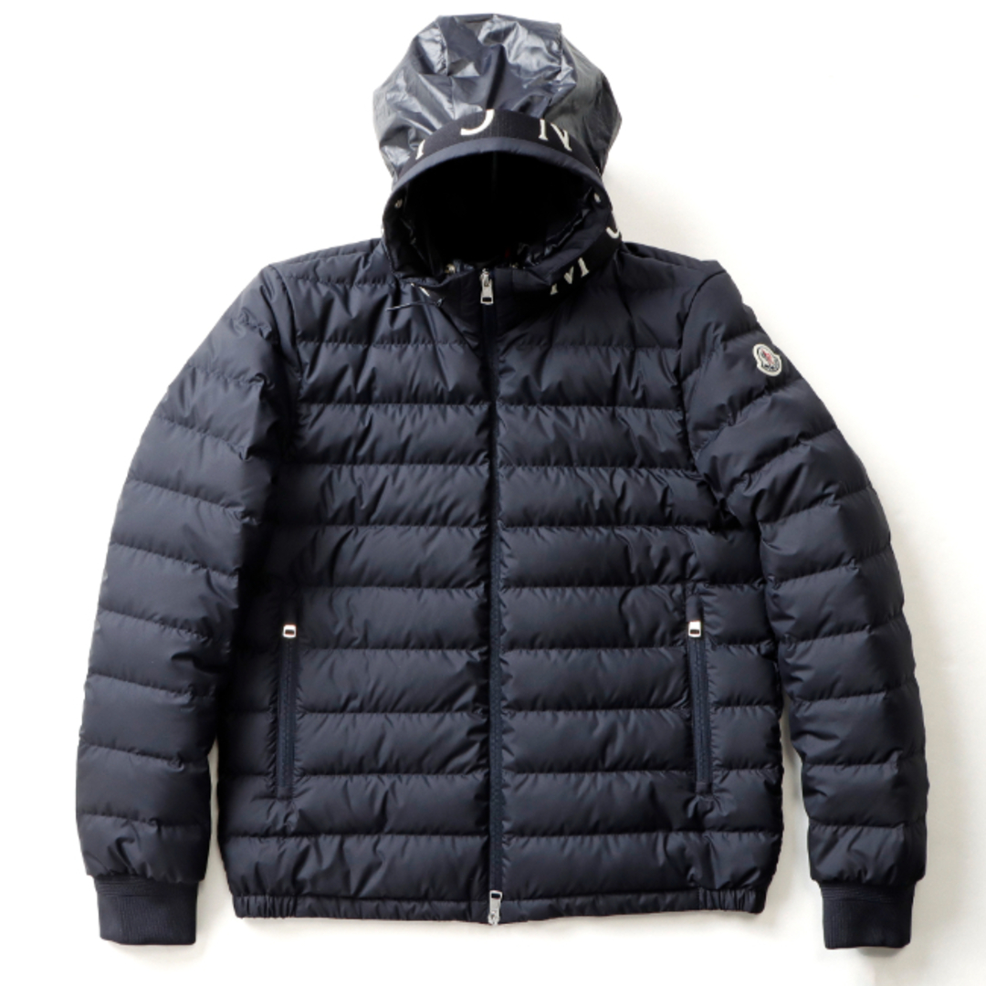 MONCLER(モンクレール)のモンクレール/MONCLER ジャケット アパレル メンズ AKIO ダウンジャケット NAVY 0911A00004-54A81-778 _0410ff メンズのジャケット/アウター(ダウンジャケット)の商品写真