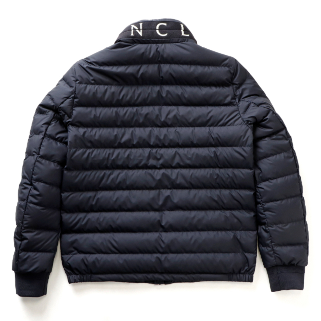 MONCLER(モンクレール)のモンクレール/MONCLER ジャケット アパレル メンズ AKIO ダウンジャケット NAVY 0911A00004-54A81-778 _0410ff メンズのジャケット/アウター(ダウンジャケット)の商品写真