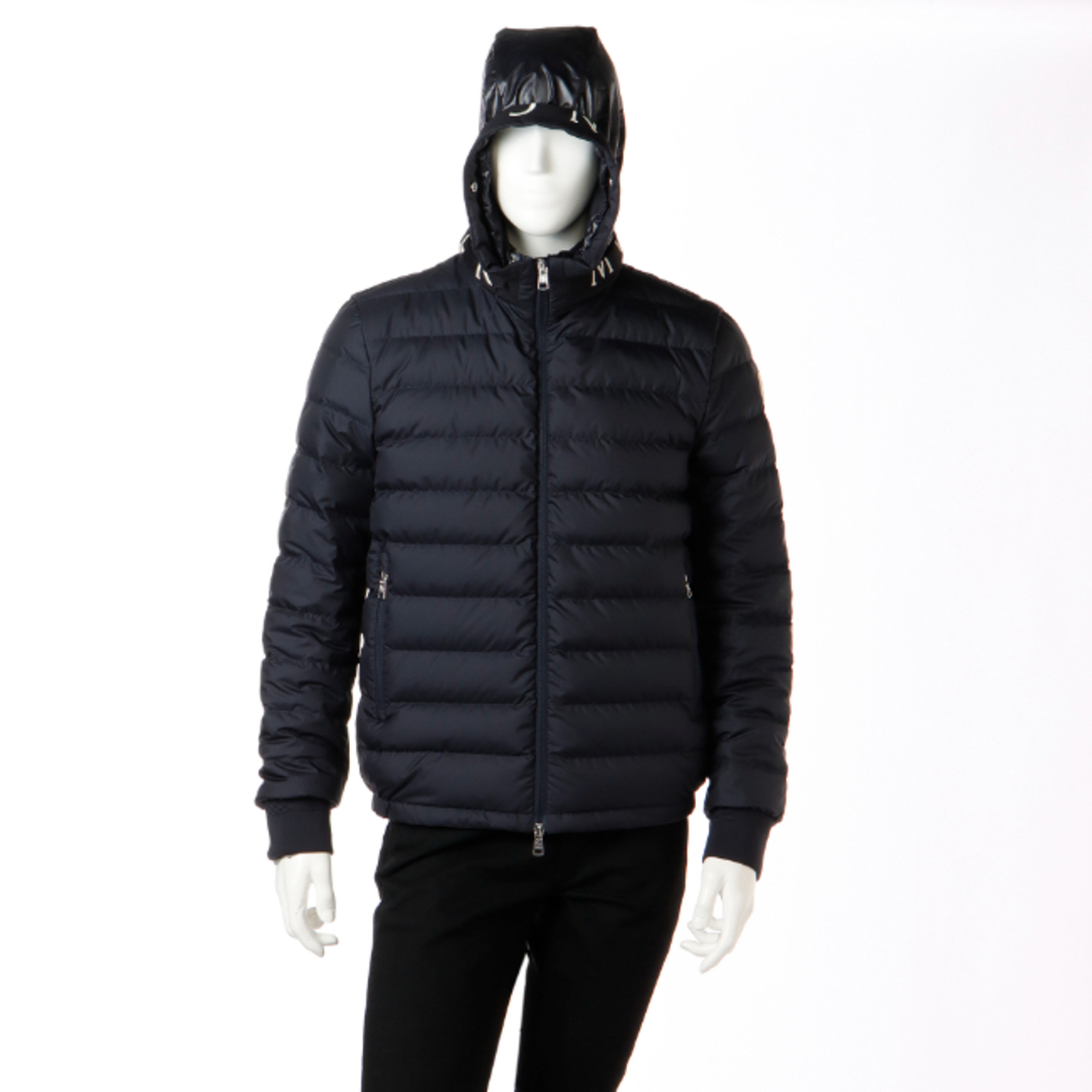 MONCLER(モンクレール)のモンクレール/MONCLER ジャケット アパレル メンズ AKIO ダウンジャケット NAVY 0911A00004-54A81-778 _0410ff メンズのジャケット/アウター(ダウンジャケット)の商品写真