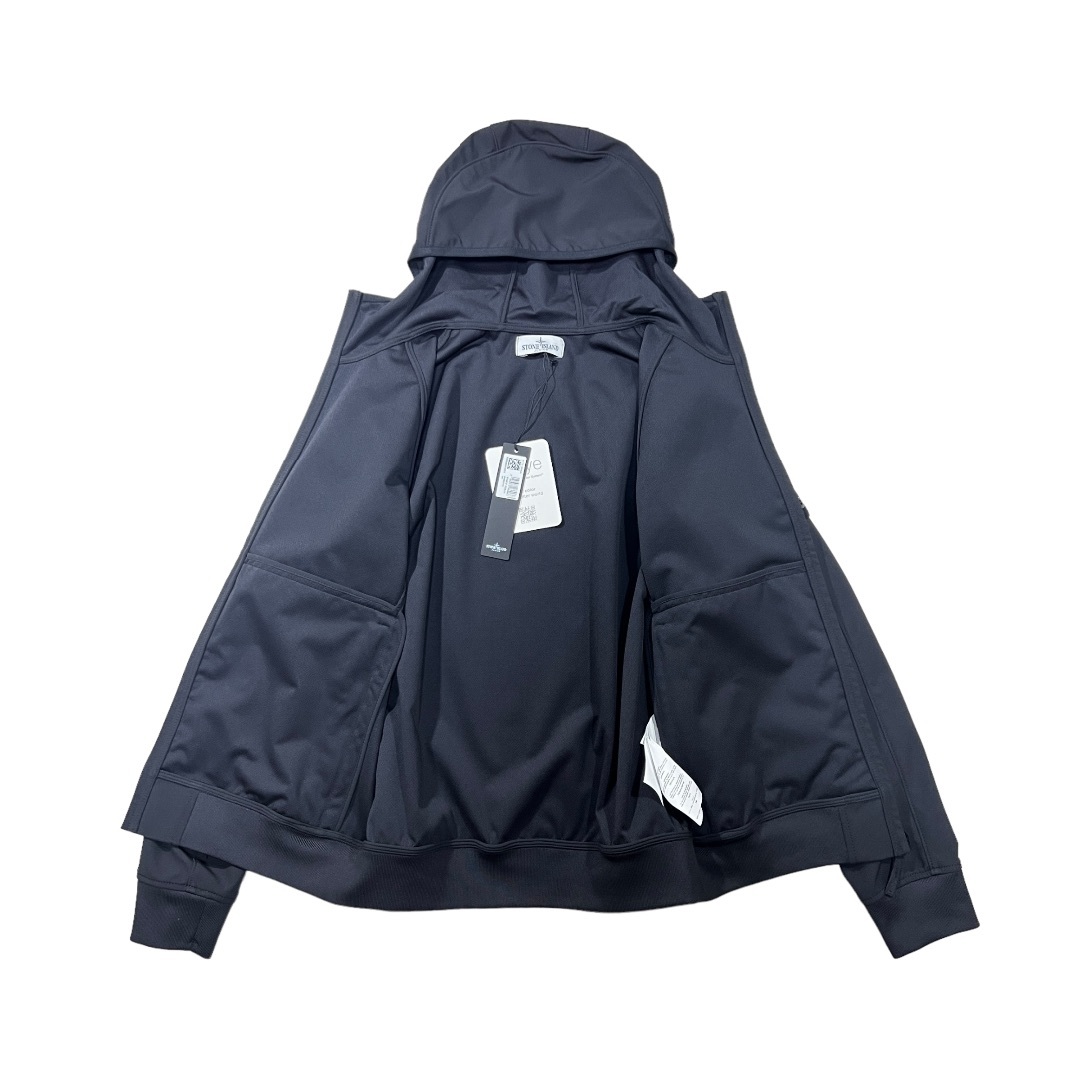 STONE ISLAND(ストーンアイランド)のSTONE ISLAND LIGHT SOFT SHELL ジャケット 14Y メンズのジャケット/アウター(ナイロンジャケット)の商品写真