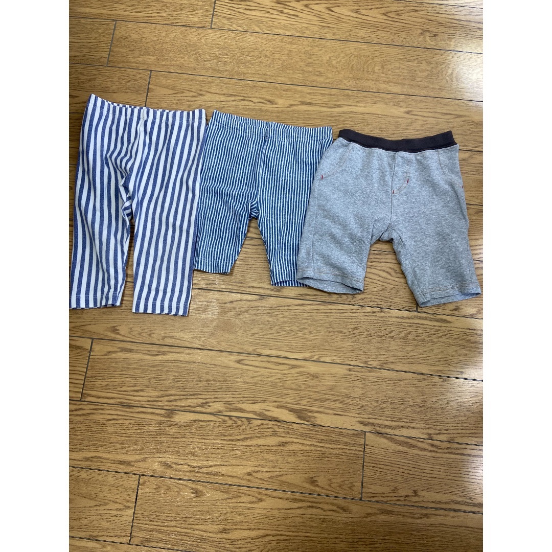 UNIQLO(ユニクロ)のレギンスパンツ　100cm 3枚セット キッズ/ベビー/マタニティのキッズ服男の子用(90cm~)(パンツ/スパッツ)の商品写真