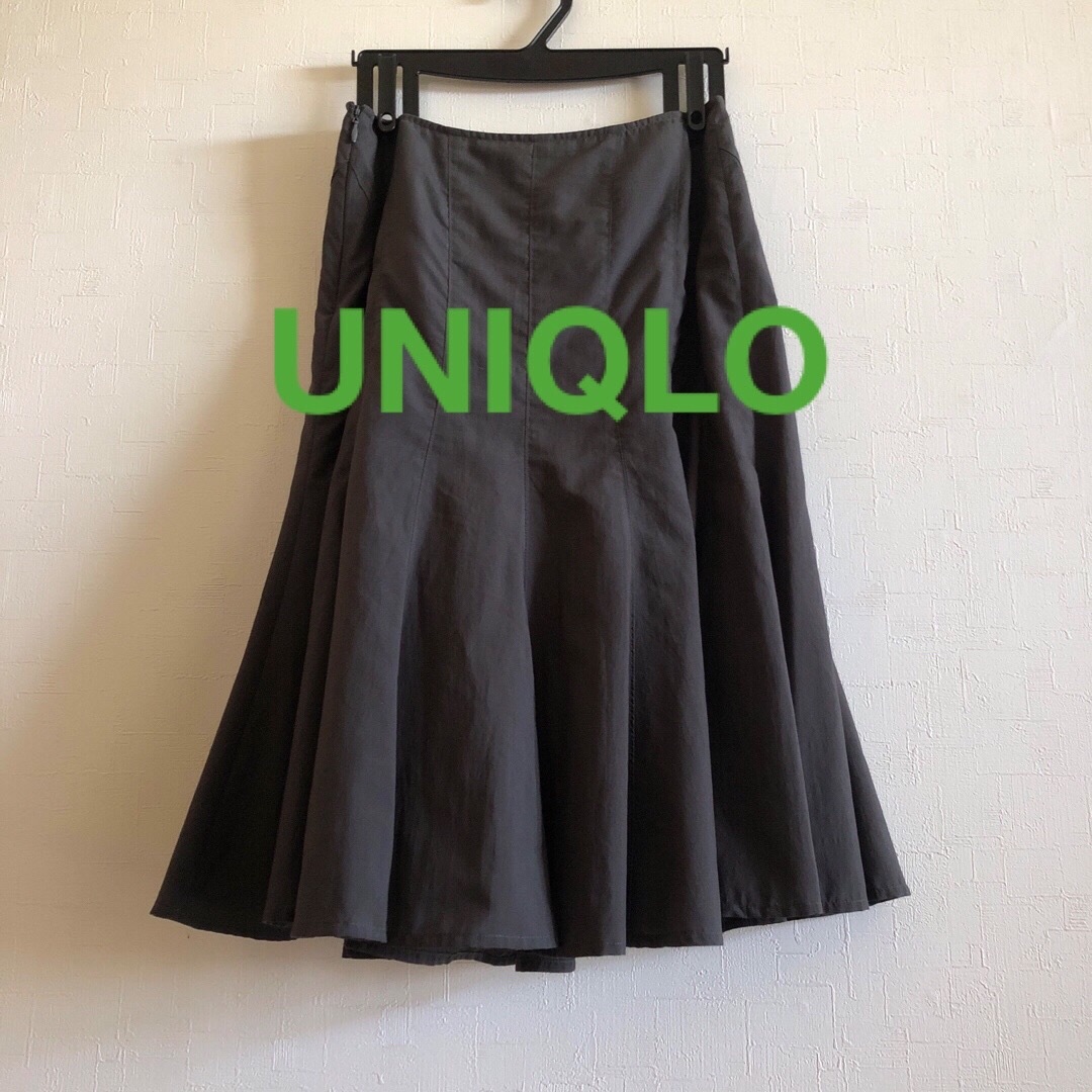 UNIQLO(ユニクロ)のUNIQLOスカート☆チャコールグレー レディースのスカート(ひざ丈スカート)の商品写真