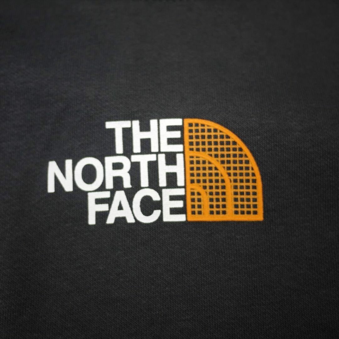 THE NORTH FACE(ザノースフェイス)のUS限定 新品 ノースフェイス パーカー (XL) グレー ボーイズ 子供 キッズ/ベビー/マタニティのキッズ服男の子用(90cm~)(ジャケット/上着)の商品写真