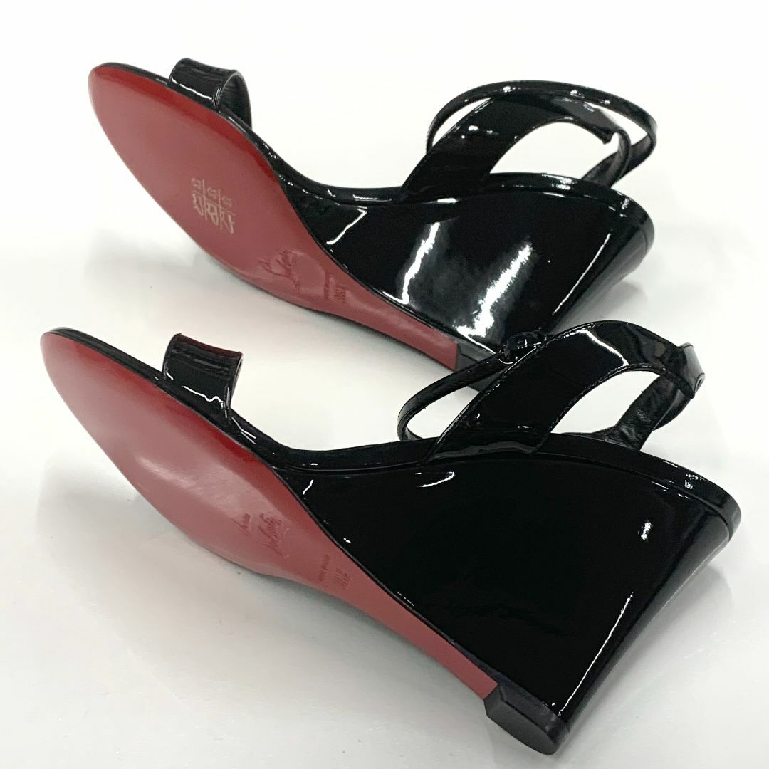 Christian Louboutin(クリスチャンルブタン)の9351 未使用 クリスチャンルブタン ゼッパ・チック  パテント サンダル  レディースの靴/シューズ(サンダル)の商品写真