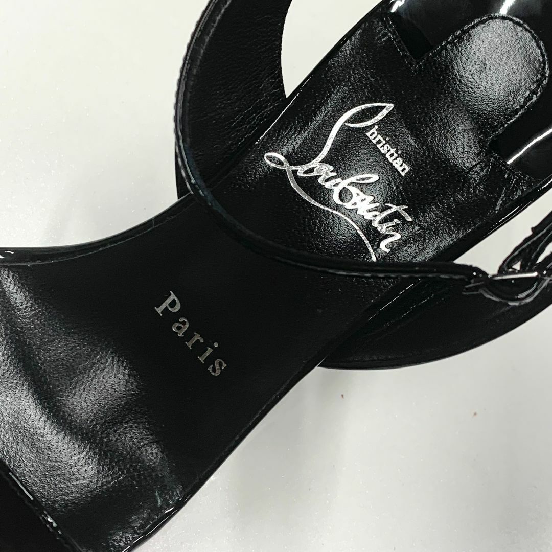 Christian Louboutin(クリスチャンルブタン)の9351 未使用 クリスチャンルブタン ゼッパ・チック  パテント サンダル  レディースの靴/シューズ(サンダル)の商品写真