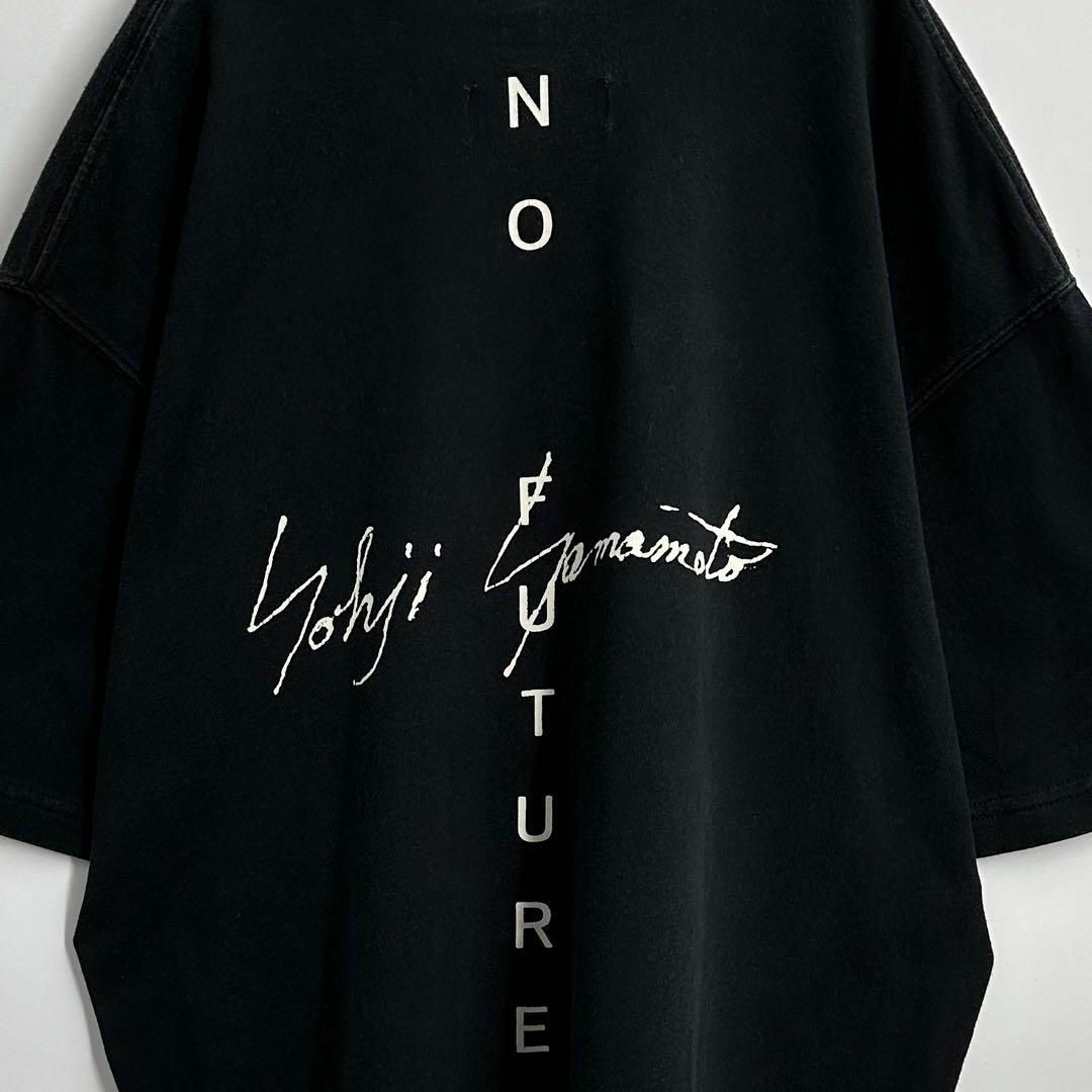 Yohji Yamamoto POUR HOMME(ヨウジヤマモトプールオム)の【限定コラボ】ヨウジヤマモトプールオム×ニューエラ 刺繍ロゴ　Tシャツ　L　完売 メンズのトップス(Tシャツ/カットソー(半袖/袖なし))の商品写真