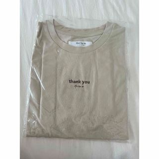 herlipto ノベルティTシャツ