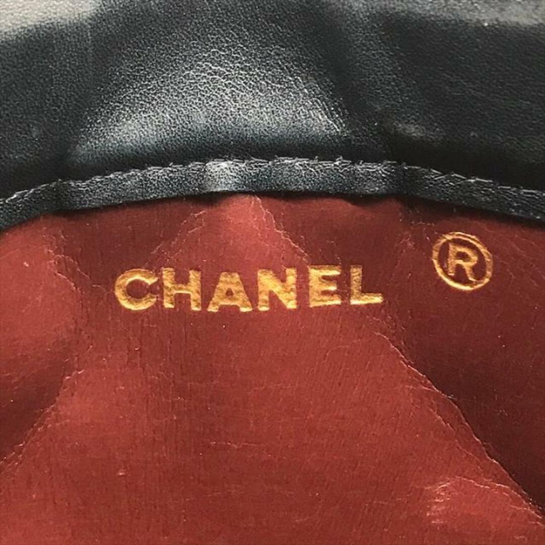 CHANEL(シャネル)の美品 CHANEL シャネル ココマーク マトラッセ クラッチ バッグ ネイビー a3521 レディースのバッグ(クラッチバッグ)の商品写真