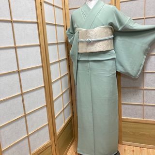 ［9659］色無地 美品 未使用 一つ紋 五三桐 しつけ付 正絹 着物 袷(着物)