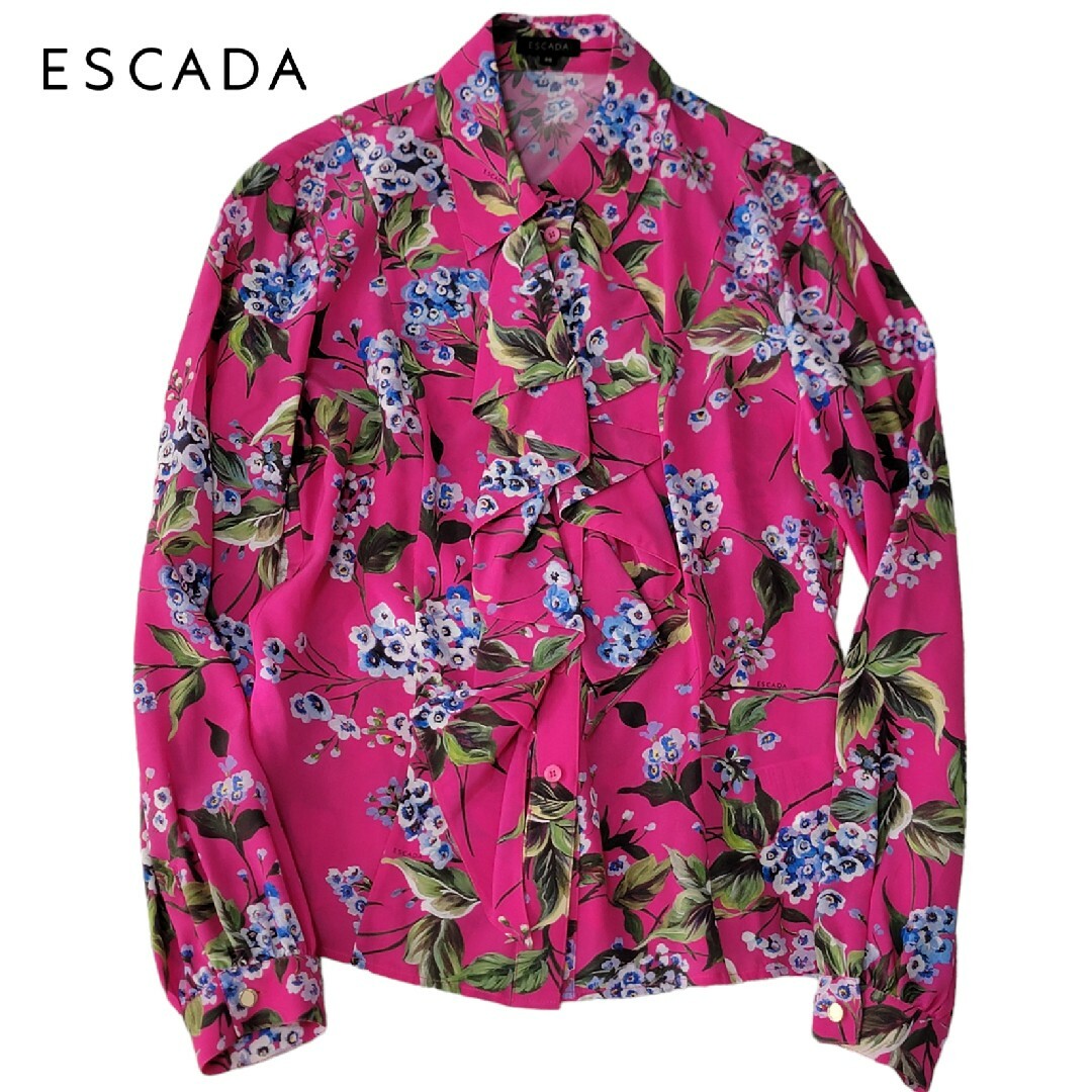 ESCADA(エスカーダ)の【ほぼ未使用】エスカーダ ESCADA シルク 前フリル 豪華花柄 ブラウス レディースのトップス(シャツ/ブラウス(長袖/七分))の商品写真