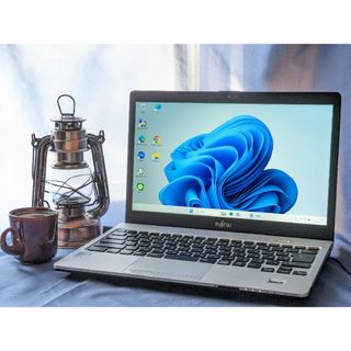 フジツウ(富士通)のLIFEBOOK S937/S 富士通 Windows11Pro 超軽スリム(ノートPC)