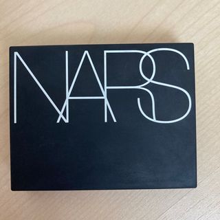 ナーズ(NARS)のNARS ライトリフレクティングセッティングパウダーケース(フェイスパウダー)