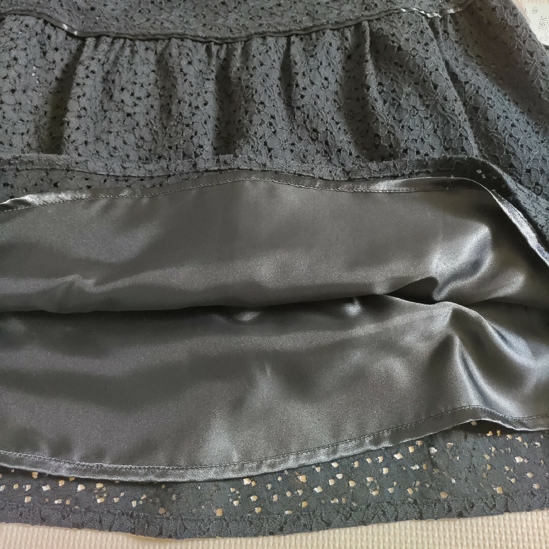 新品タグ付き　HEART SHAPE スカート　ウエスト76　ブラック　スカート レディースのスカート(ひざ丈スカート)の商品写真