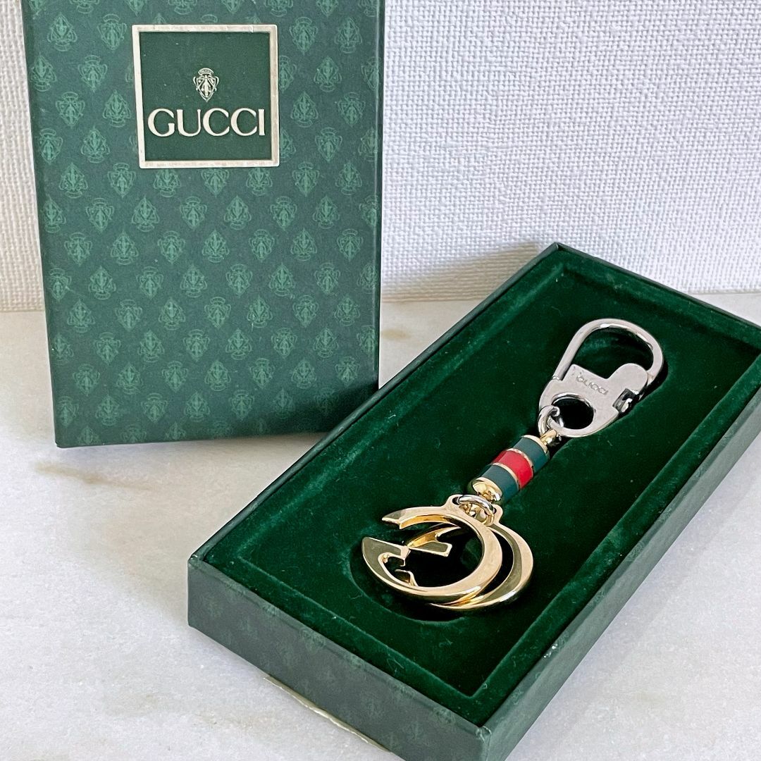 Gucci(グッチ)のGUCCI オールドグッチ GGロゴキーホルダー ゴールド イタリア製 レディースのファッション小物(キーホルダー)の商品写真