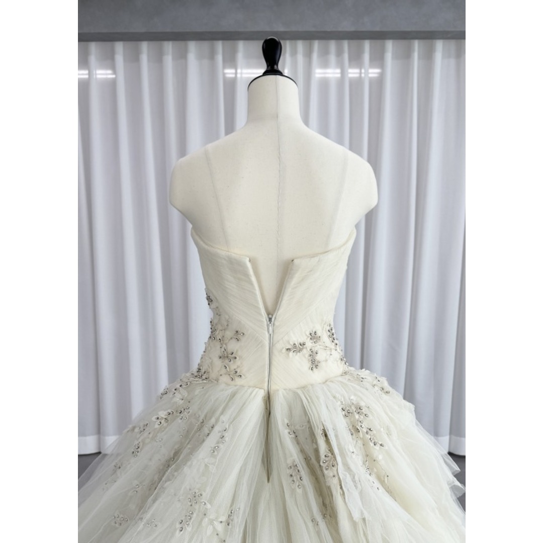 ヴェラウォン VERA WANG BRIDE Louisa ルイーザ プリンセスライン アイボリー 白 ファーストオーナー チュール レディースのフォーマル/ドレス(ウェディングドレス)の商品写真