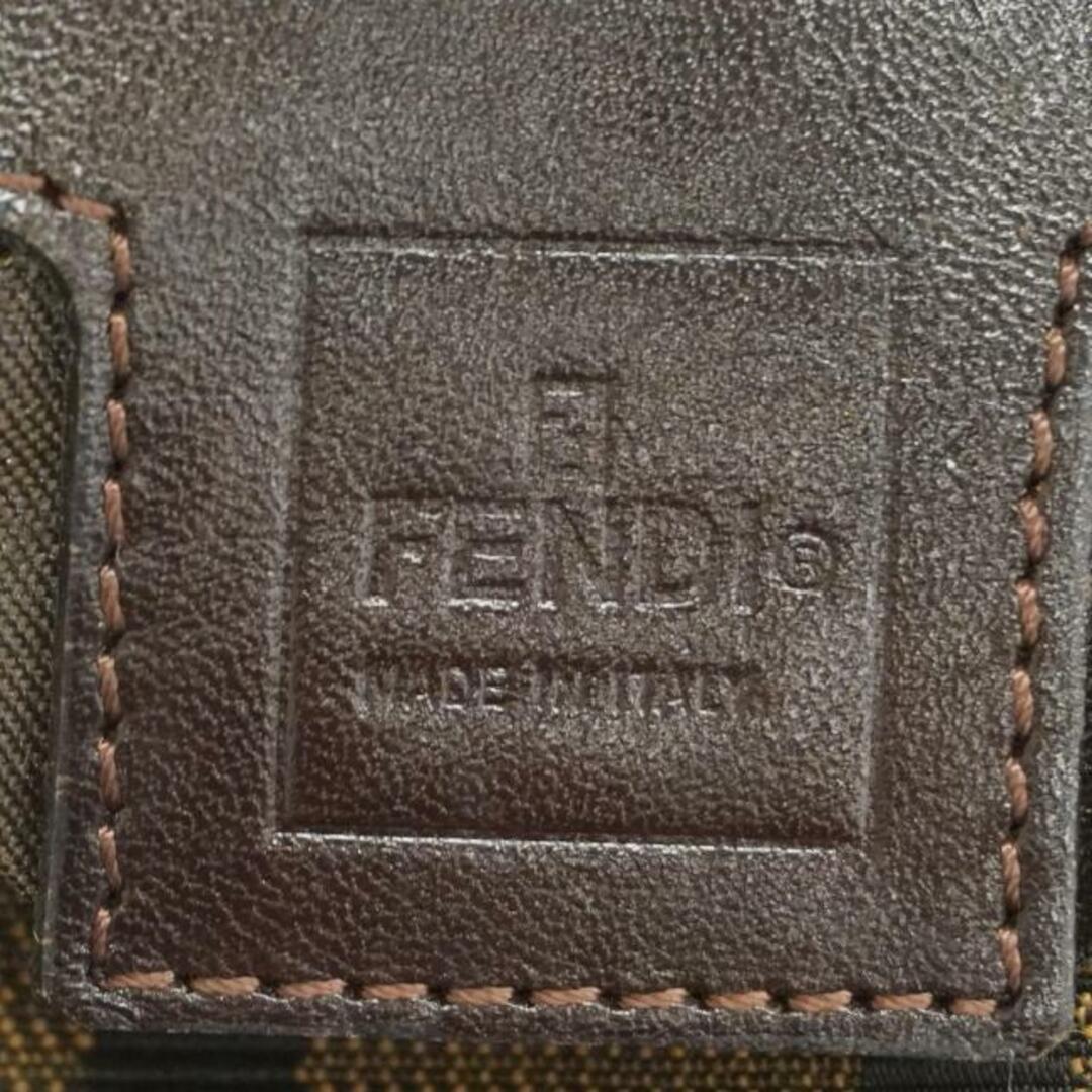 FENDI(フェンディ)の【4ic2559】フェンディ ショルダーバッグ/ズッカ/ナイロンキャンバス/レザー/ブラウン/シルバー金具 【中古】 レディース レディースのバッグ(ショルダーバッグ)の商品写真