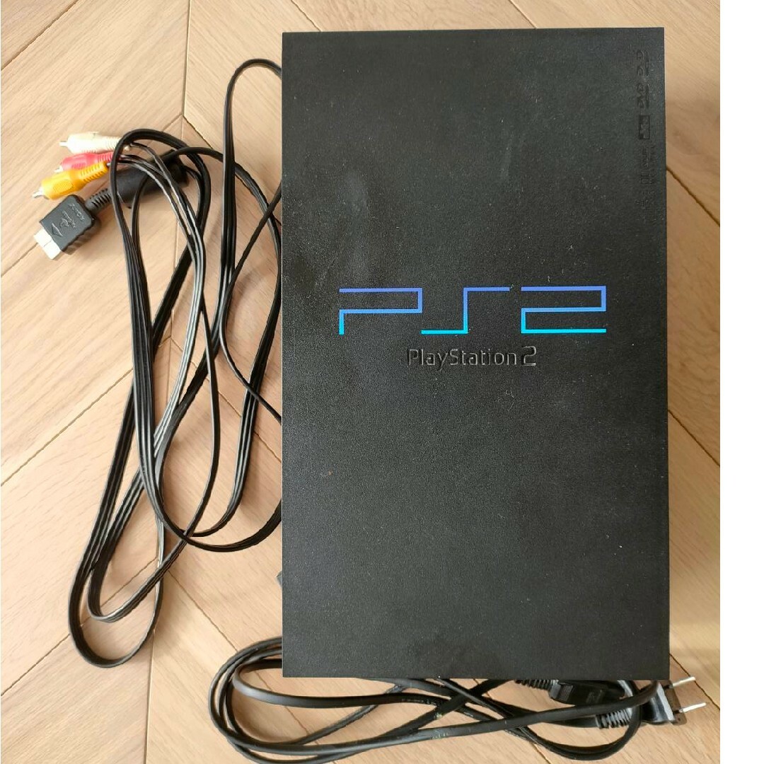 PlayStation2(プレイステーション2)のPS2 本体 クリアブラック エンタメ/ホビーのゲームソフト/ゲーム機本体(家庭用ゲーム機本体)の商品写真
