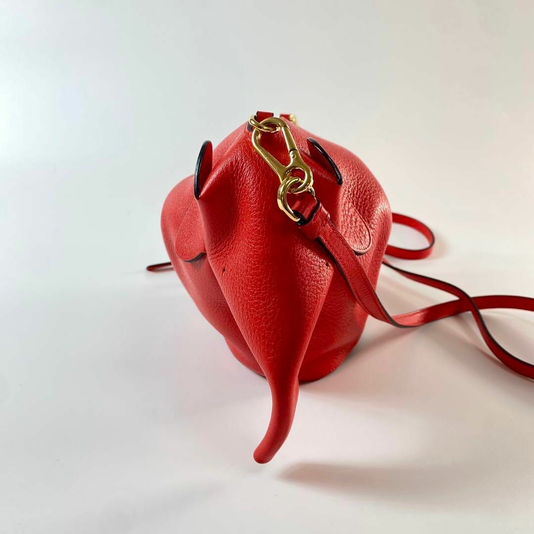 LOEWE(ロエベ)のロエベ LOEWE エレファントポケット ショルダーバッグ レディースのバッグ(ショルダーバッグ)の商品写真