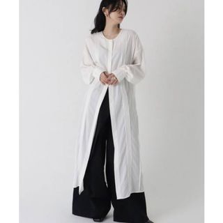 新品タグ付　leune ベルト付きタックロングシャツ/ワンピース (ロングワンピース/マキシワンピース)