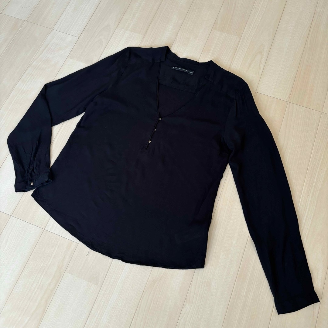 ZARA(ザラ)のZARA WOMAN★長袖 プルオーバーシャツ ブラック レディースのトップス(シャツ/ブラウス(長袖/七分))の商品写真