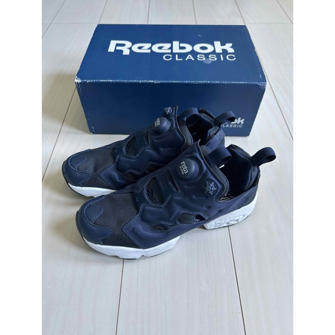 Reebok CLASSIC(リーボッククラシック)のリーボック　ポンプフューリー　24cm レディースの靴/シューズ(スニーカー)の商品写真
