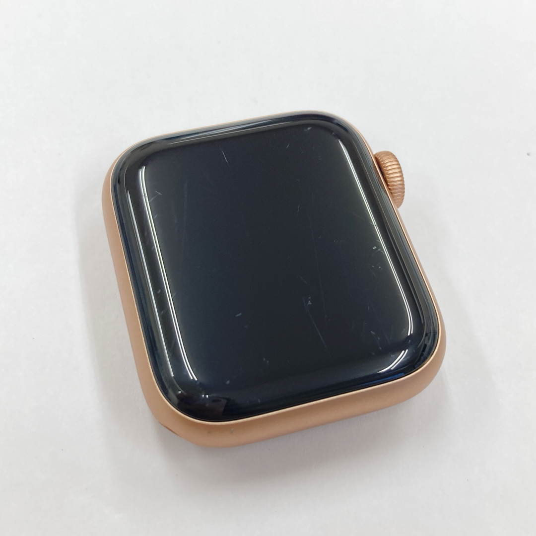 Apple Watch(アップルウォッチ)のアップルウォッチ apple watch 本体 se 40mm ゴールド スマホ/家電/カメラのスマートフォン/携帯電話(その他)の商品写真