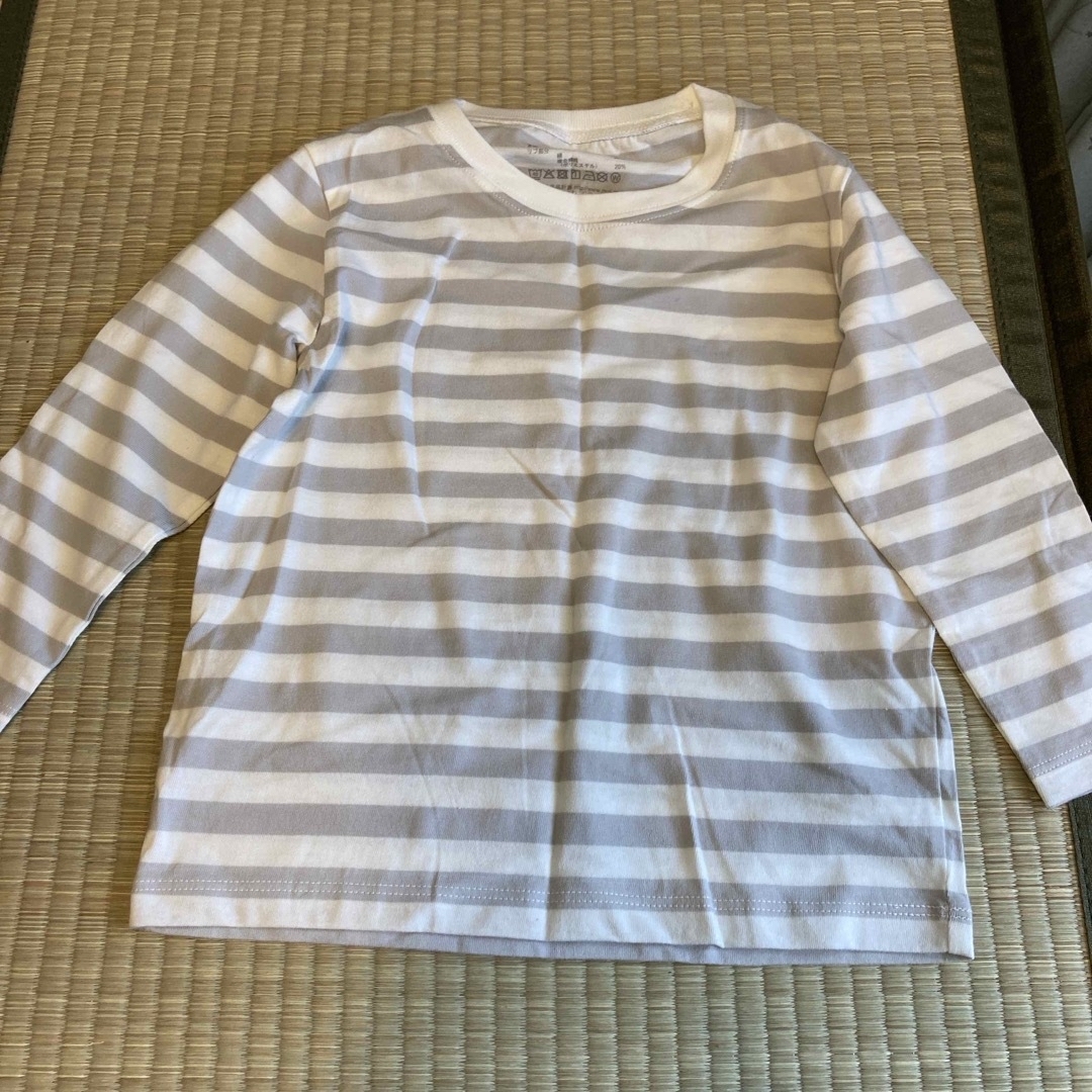 MUJI (無印良品)(ムジルシリョウヒン)の無印　ボーダー　ロンT  100 キッズ/ベビー/マタニティのキッズ服男の子用(90cm~)(Tシャツ/カットソー)の商品写真