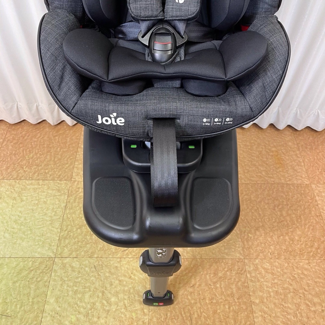 Joie (ベビー用品)(ジョイー)のクリーニング済　☆超美品☆　新生児OK　ジョイー　ステージス　ISOFIX キッズ/ベビー/マタニティの外出/移動用品(自動車用チャイルドシート本体)の商品写真