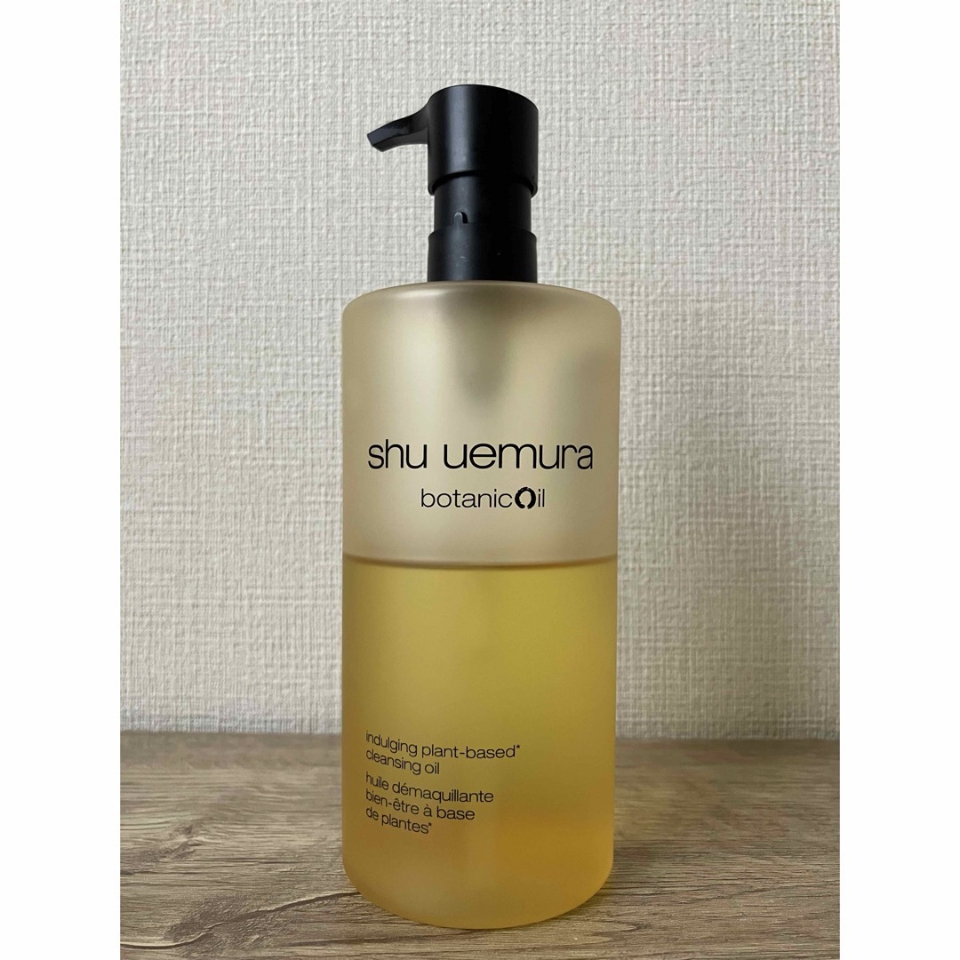 shu uemura(シュウウエムラ)の【値下げ不可】シュウウエムラ ボタニッククレンジングオイル 450ml コスメ/美容のスキンケア/基礎化粧品(クレンジング/メイク落とし)の商品写真