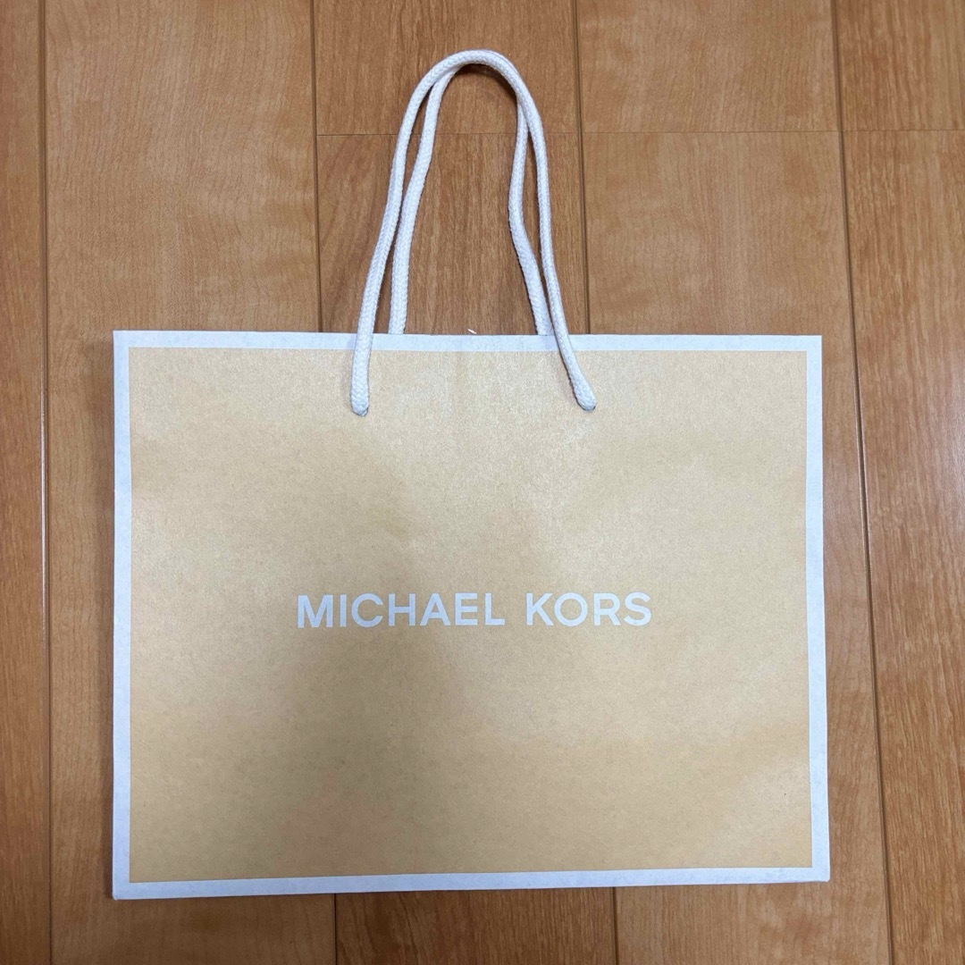 Michael Kors(マイケルコース)のMICHEAL KORS マイケルコース ショッピングバッグ ショッパー 紙袋 レディースのバッグ(ショップ袋)の商品写真