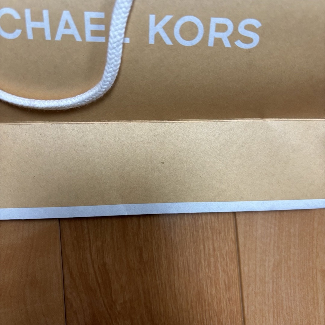 Michael Kors(マイケルコース)のMICHEAL KORS マイケルコース ショッピングバッグ ショッパー 紙袋 レディースのバッグ(ショップ袋)の商品写真