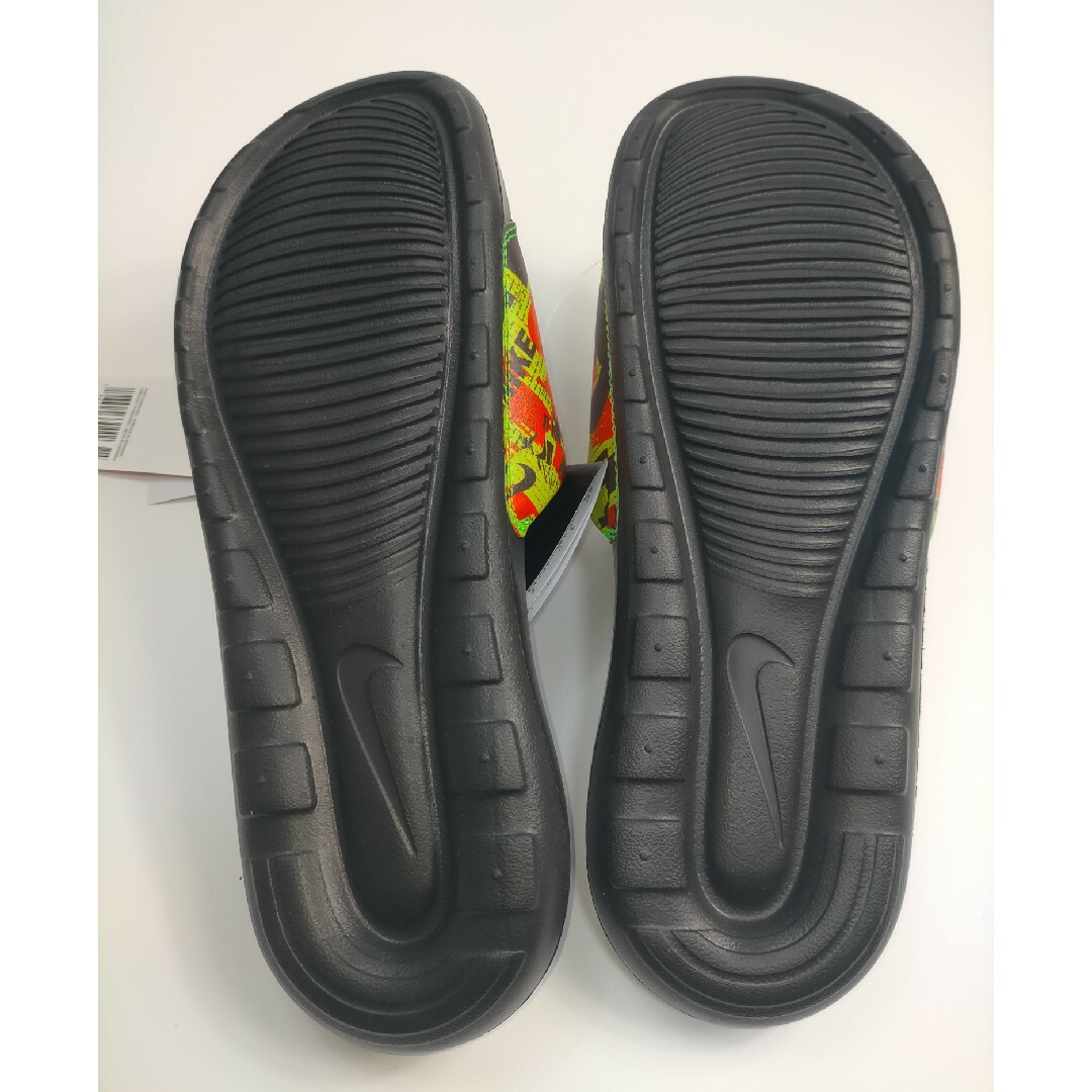 NIKE(ナイキ)のナイキ ビクトリーワンスライド プリント 27cmブラック メンズの靴/シューズ(サンダル)の商品写真