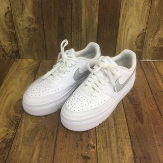 ナイキ(NIKE)のNIKE COURT VISION ALTA ナイキ コート ビジョン アルタ【B0059-004】(スニーカー)