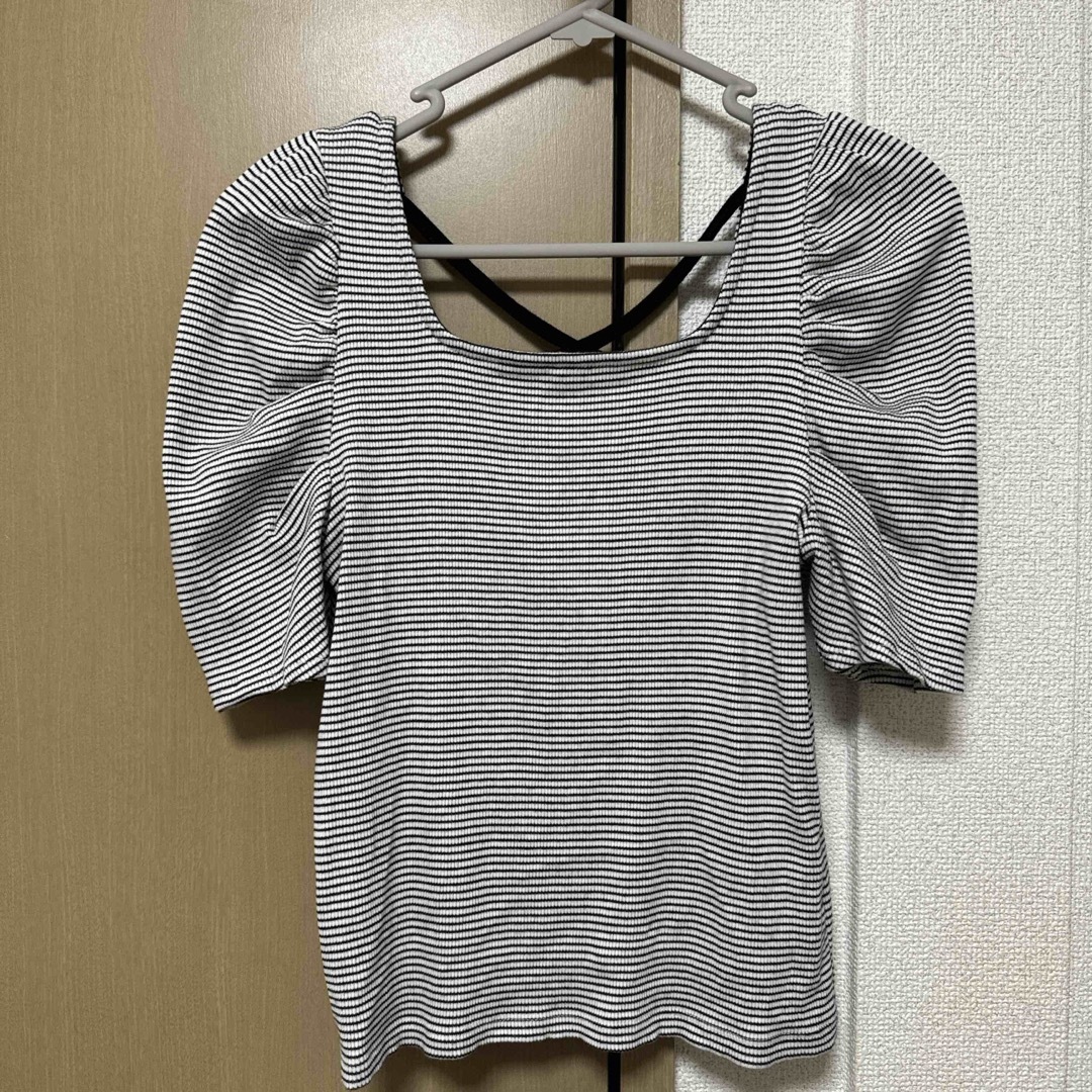 w closet(ダブルクローゼット)のw closet バックシャンパフスリーブボーダートップス レディースのトップス(Tシャツ(半袖/袖なし))の商品写真