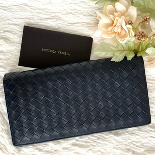 Bottega Veneta - 美品☆BOTTEGA ボッテガヴェネタ イントレチャート 二つ折り財布 ネイビー