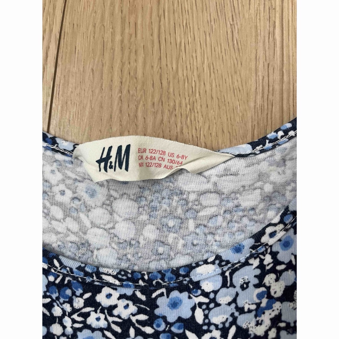 H&M(エイチアンドエム)のH&M(120)ノースリーブワンピース キッズ/ベビー/マタニティのキッズ服女の子用(90cm~)(Tシャツ/カットソー)の商品写真