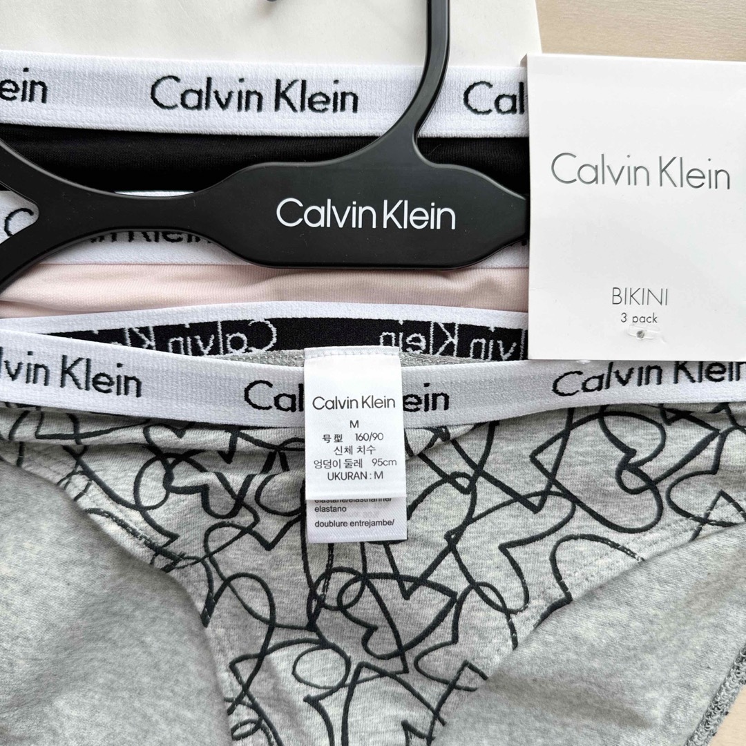 Calvin Klein(カルバンクライン)のカルバンクライン 下着 セット ショーツ ビキニ M L ブラック 黒 ハート レディースの下着/アンダーウェア(ショーツ)の商品写真