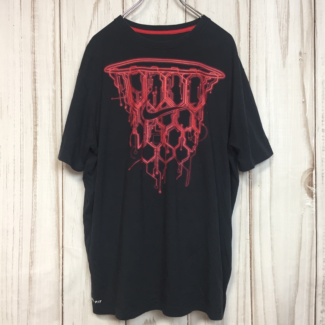 NIKE(ナイキ)の【ナイキ 半袖プリントTシャツ】DRI-FIT バスケットゴール XL 黒 古着 メンズのトップス(Tシャツ/カットソー(半袖/袖なし))の商品写真