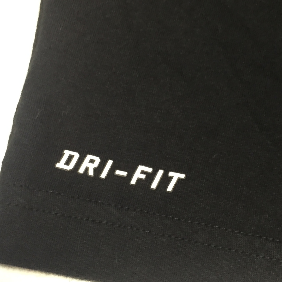 NIKE(ナイキ)の【ナイキ 半袖プリントTシャツ】DRI-FIT バスケットゴール XL 黒 古着 メンズのトップス(Tシャツ/カットソー(半袖/袖なし))の商品写真