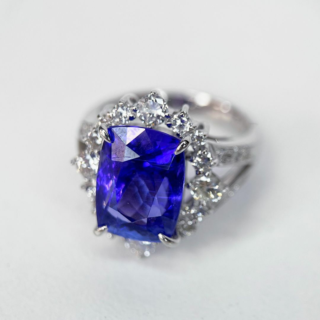 新品✨ PT900　タンザナイト　天然ダイヤモンド 　tanzanite　 レディースのアクセサリー(リング(指輪))の商品写真