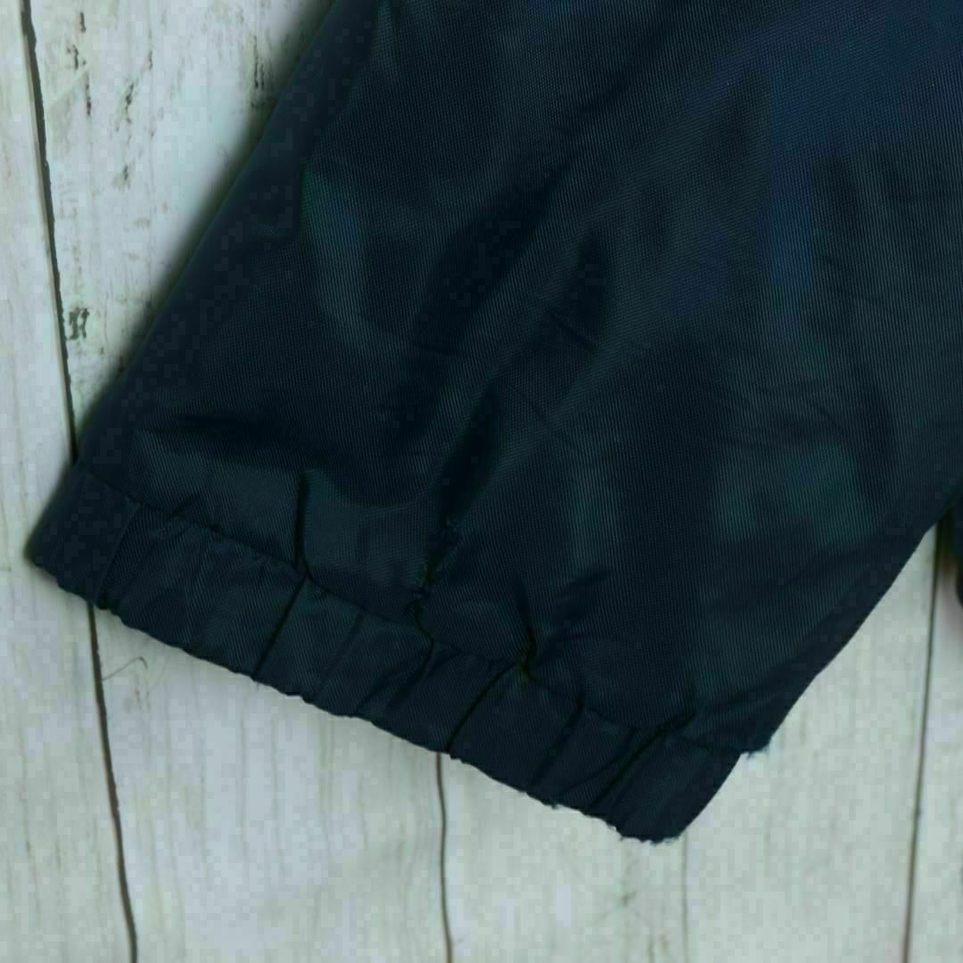 UMBRO(アンブロ)の【希少】アンブロ 90s ナイロンジャケット 中綿 ネイビー L 刺繍ロゴ メンズのジャケット/アウター(ナイロンジャケット)の商品写真