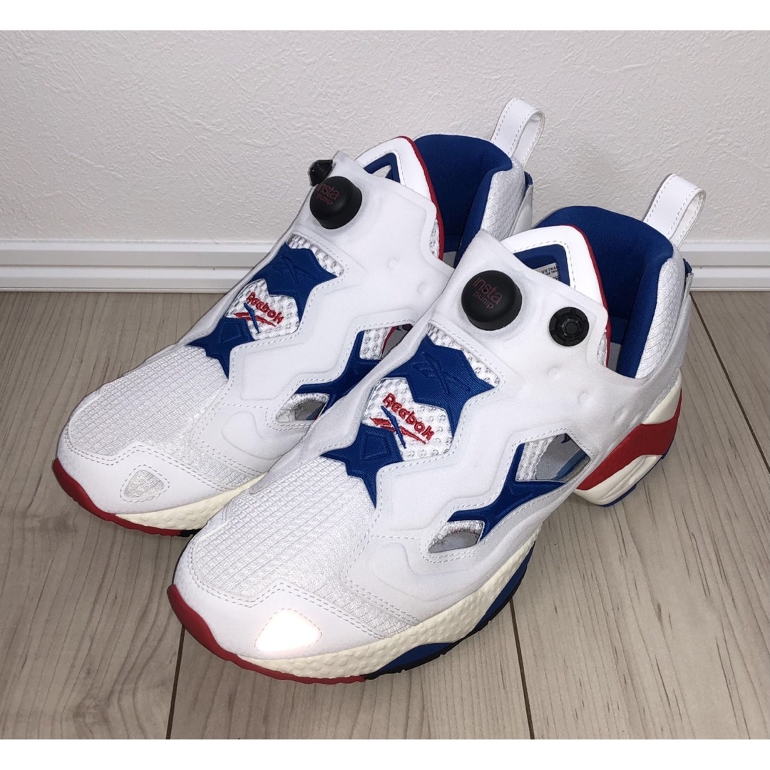 Reebok(リーボック)の28cm 美品 REEBOK INSTA PUMP FURY 95 トリコロール メンズの靴/シューズ(スニーカー)の商品写真