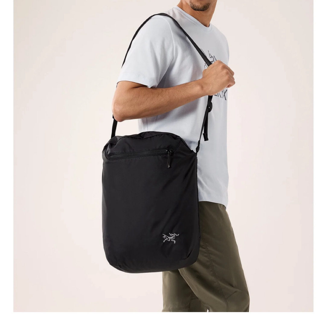 ARC'TERYX(アークテリクス)のARCTERYX ショルダーバッグ Heliad ヒアリド Tote トート メンズのバッグ(トートバッグ)の商品写真