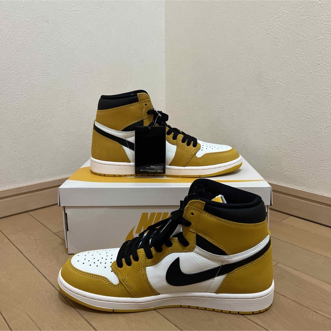 NIKE(ナイキ)のエアジョーダン1 レトロ ハイ OG  "イエローオークル" メンズの靴/シューズ(スニーカー)の商品写真