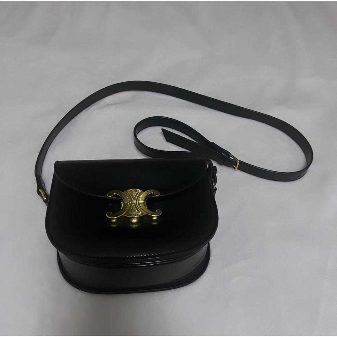 celine(セリーヌ)のSELINE トリンオフ ブザス クレア シャイニーカーフスキン ブラック レディースのバッグ(ショルダーバッグ)の商品写真