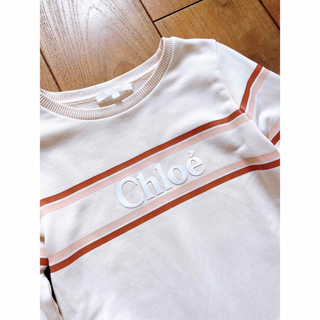 Chloe(クロエ)のChloe ロゴワンピース　スウェット　アイボリー　キッズ6 120 キッズ/ベビー/マタニティのキッズ服女の子用(90cm~)(ワンピース)の商品写真