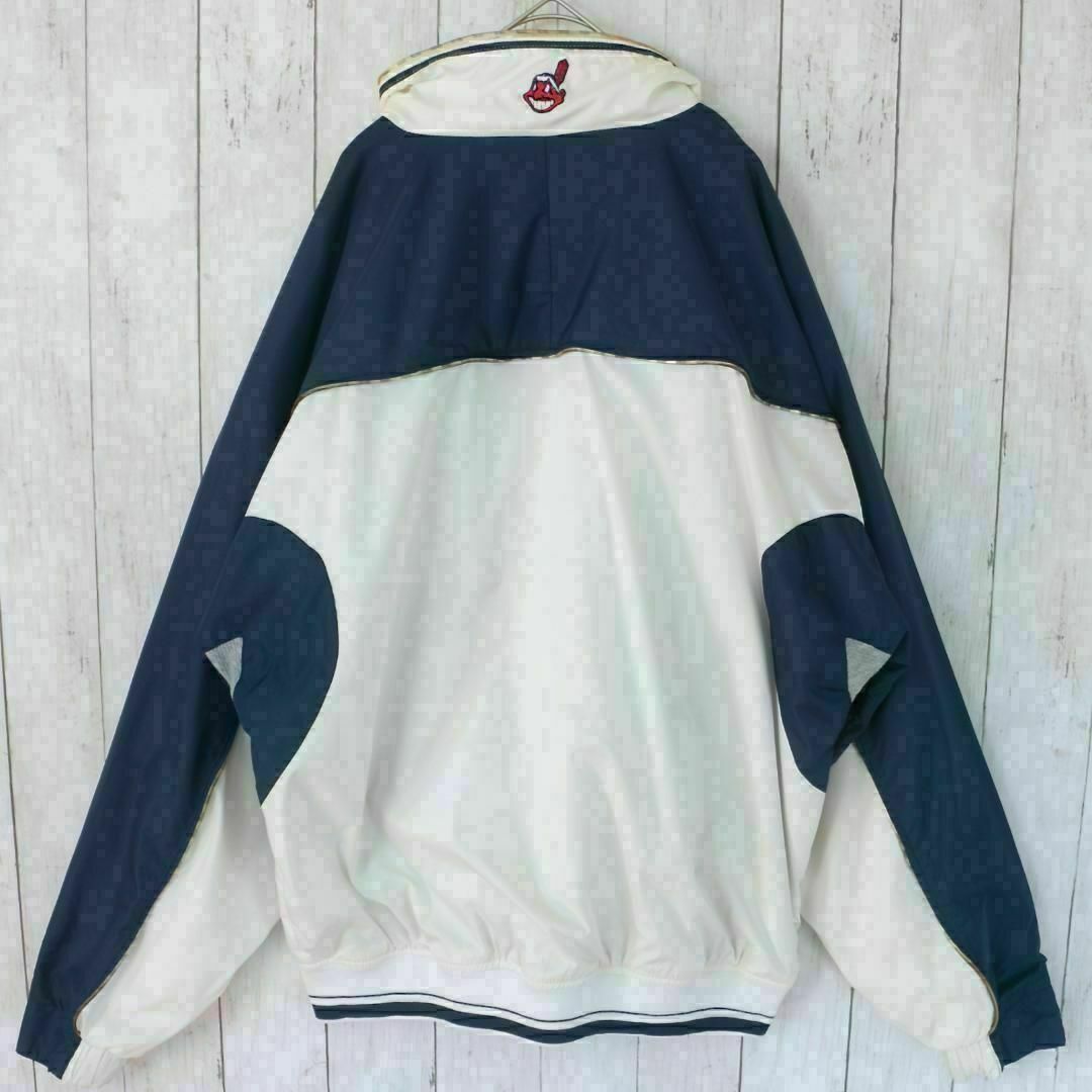 【激レア】MLB インディアンズ ナイロンジャケット L 刺繍 古着 90s メンズのジャケット/アウター(ナイロンジャケット)の商品写真