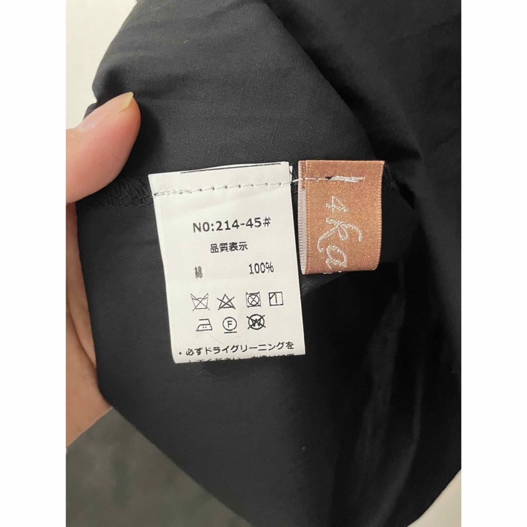 フリルロングシャツ ジップ付き ブラックシャツ ワンピース 半袖 レディースのトップス(シャツ/ブラウス(半袖/袖なし))の商品写真