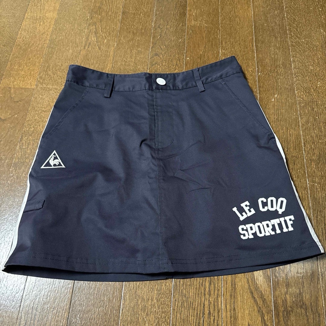 le coq sportif(ルコックスポルティフ)の【美品】ルコック ゴルフ lecoq ネイビー スカート 9号 キュロット 激安 レディースのパンツ(キュロット)の商品写真