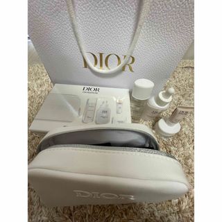 ディオール(Dior)のディオール スノー エッセンス コフレ (限定品)(美容液)